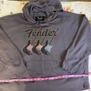 Torrid Fender Sweatshirt (00) and Torrid Fender TShirt. (0)